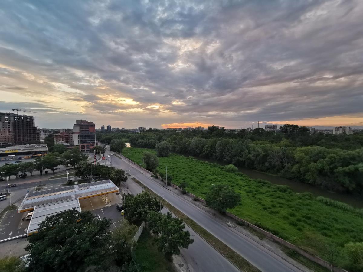 Riverview Plovdiv Exteriör bild