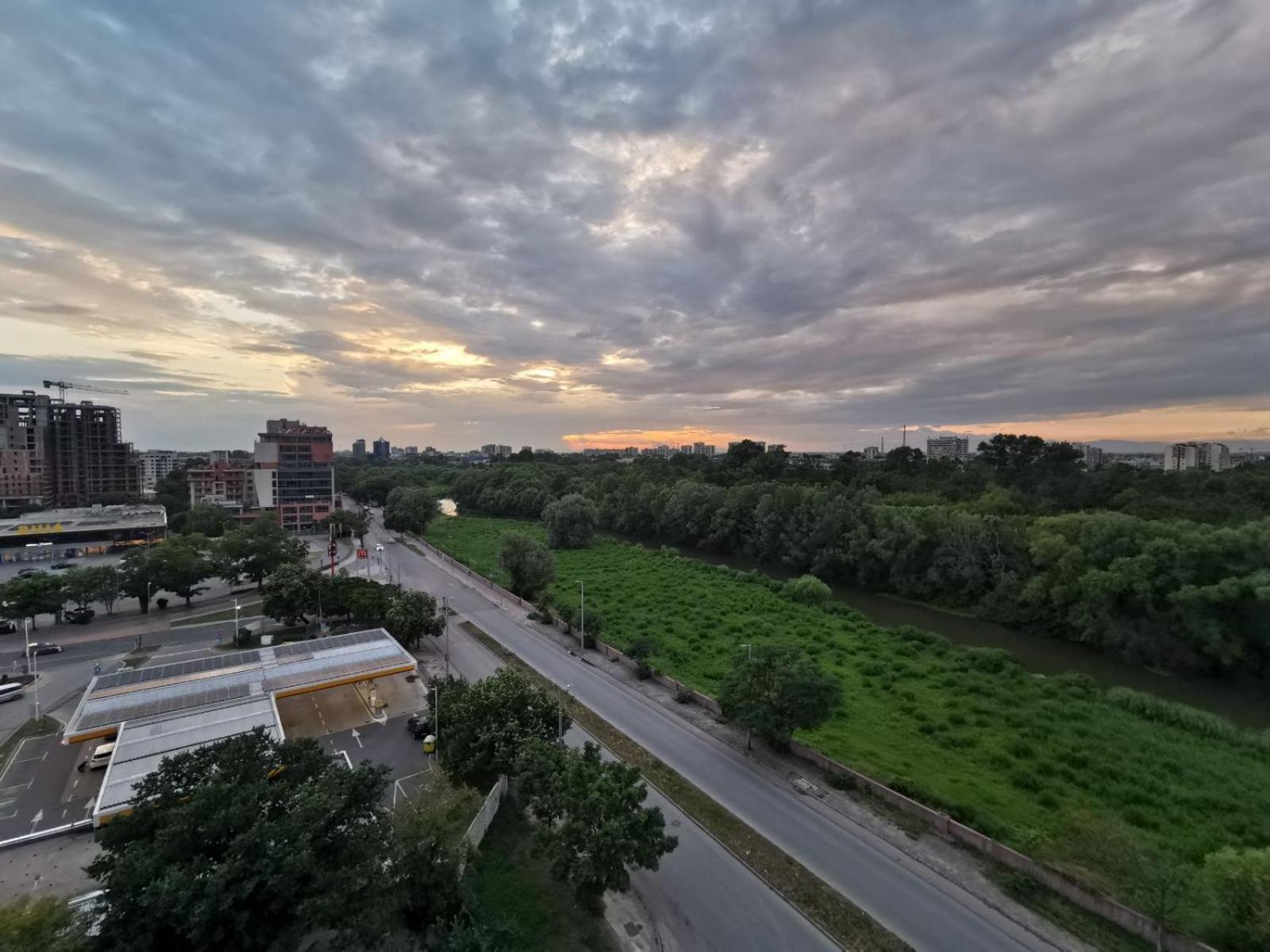 Riverview Plovdiv Exteriör bild